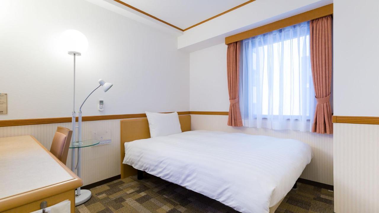 Toyoko Inn Kobe Sannomiya-Eki Higashi Dış mekan fotoğraf