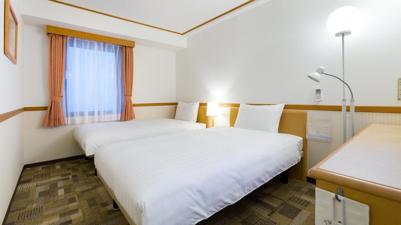 Toyoko Inn Kobe Sannomiya-Eki Higashi Dış mekan fotoğraf