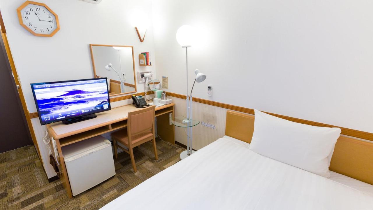 Toyoko Inn Kobe Sannomiya-Eki Higashi Dış mekan fotoğraf