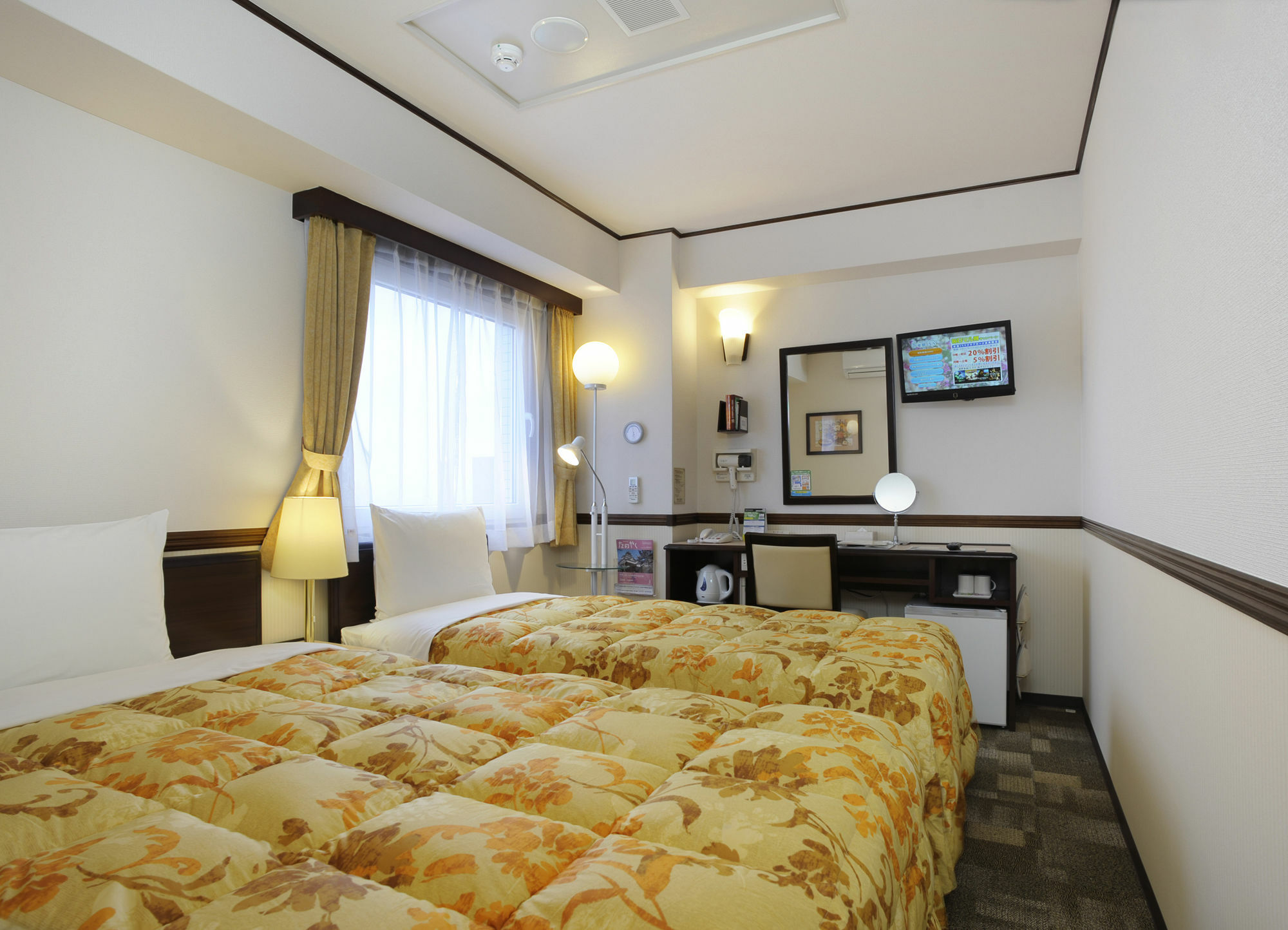 Toyoko Inn Kobe Sannomiya-Eki Higashi Dış mekan fotoğraf